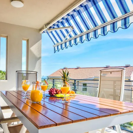 Apartment “gajeta” 2- Bedroom With Sea View *